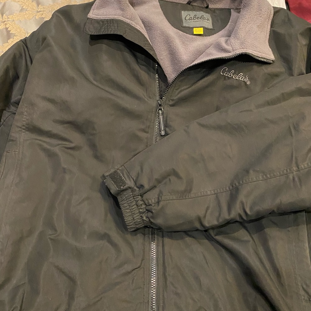 Mens nice all weather jacket fleece lining worn not much good shape